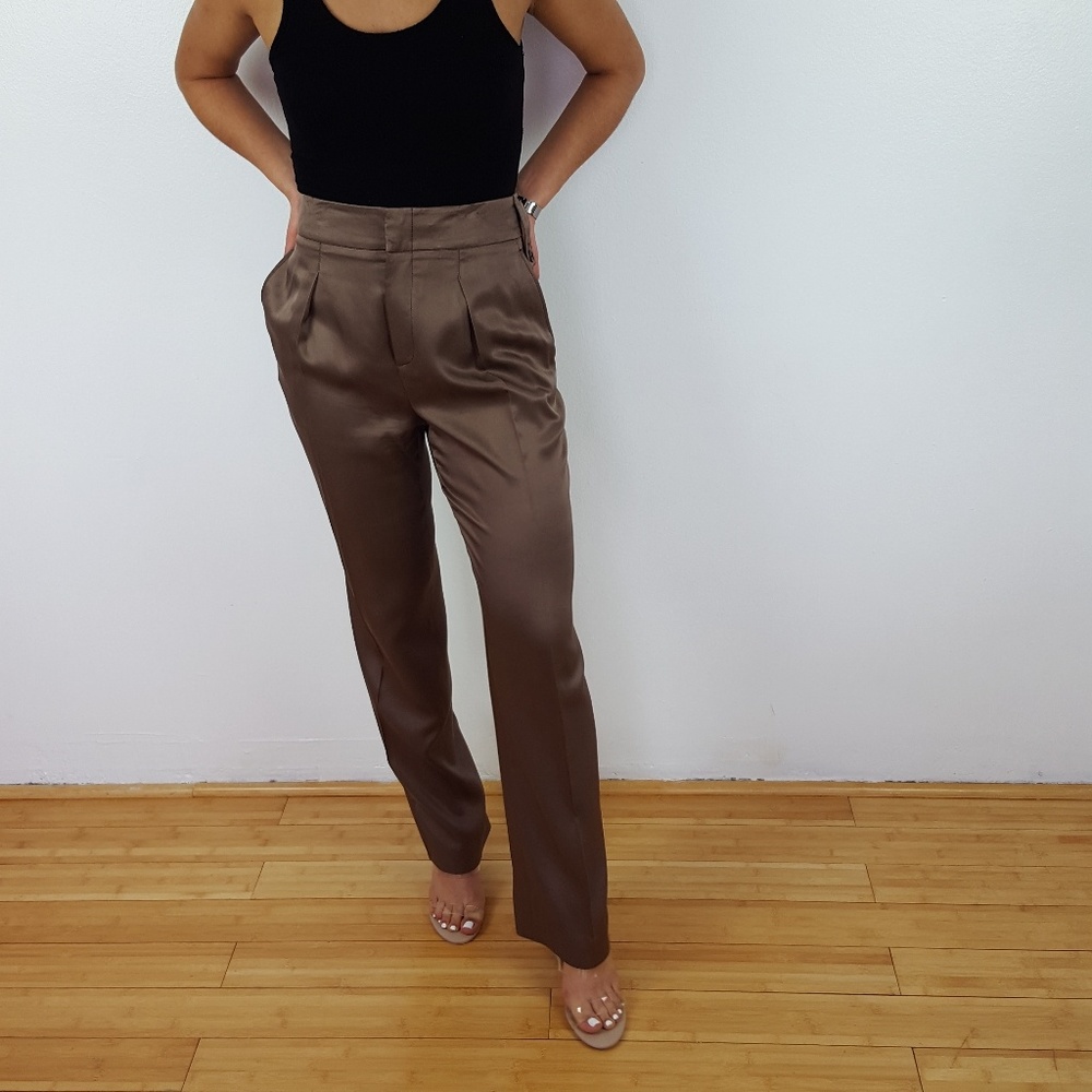 Gucci | Silk Pleat-Front Trousers - Picture 3 of 9